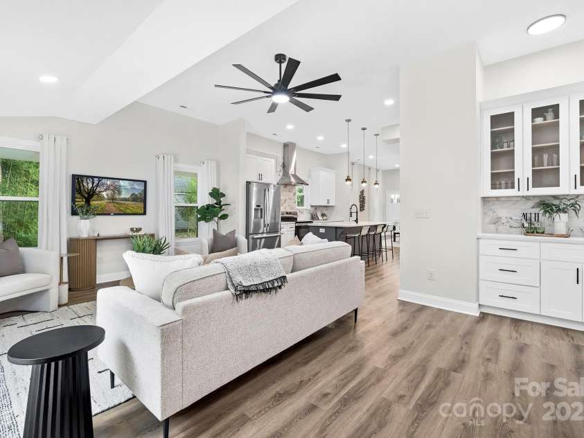 316 14th Street, Salisbury, NC 28144.  MLS# CAR4284632, YatesRealty ID 30280. 