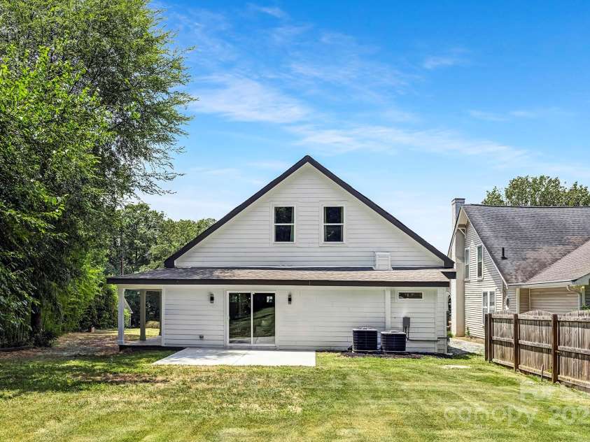 316 14th Street, Salisbury, NC 28144.  MLS# CAR4284632, YatesRealty ID 30280. 