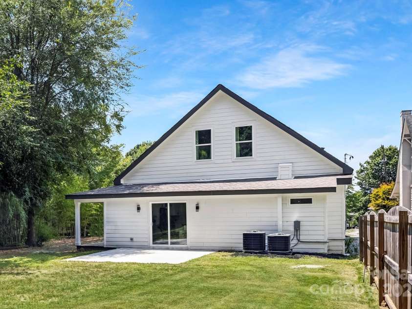 316 14th Street, Salisbury, NC 28144.  MLS# CAR4284632, YatesRealty ID 30280. 