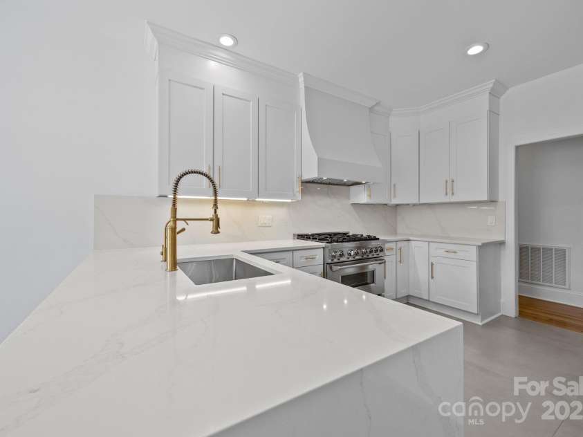 6006 Leeds Court, Monroe, NC 28110.  MLS# CAR4283828, YatesRealty ID 30281. 