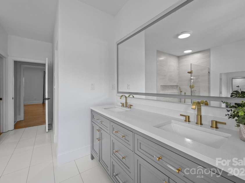 6006 Leeds Court, Monroe, NC 28110.  MLS# CAR4283828, YatesRealty ID 30281. 