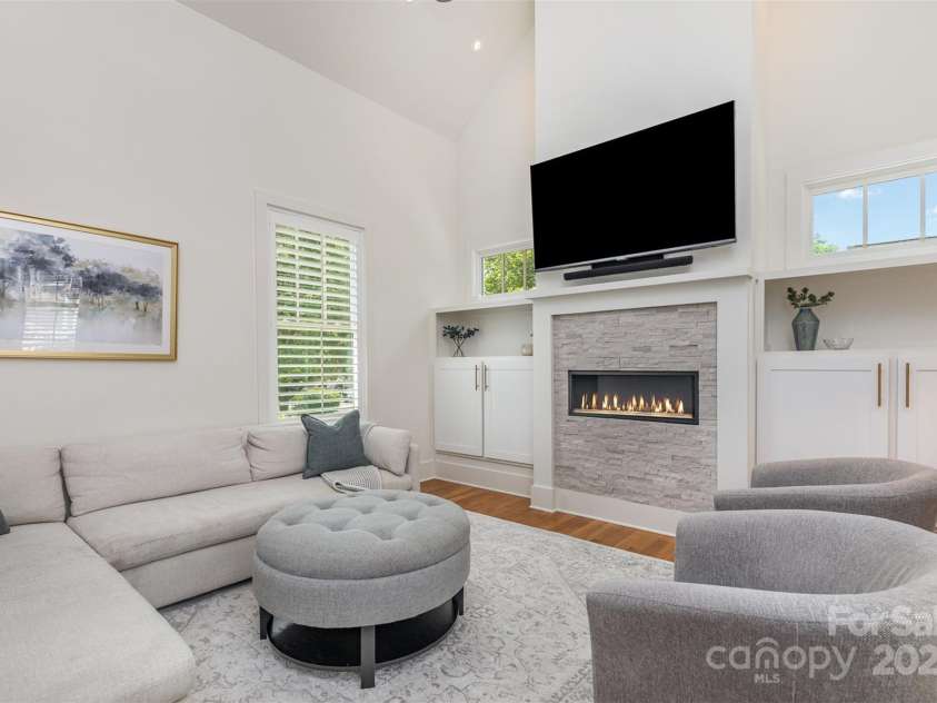 1830 Wickford Place, Charlotte, NC 28203.  MLS# CAR4257995, YatesRealty ID 30282. 
