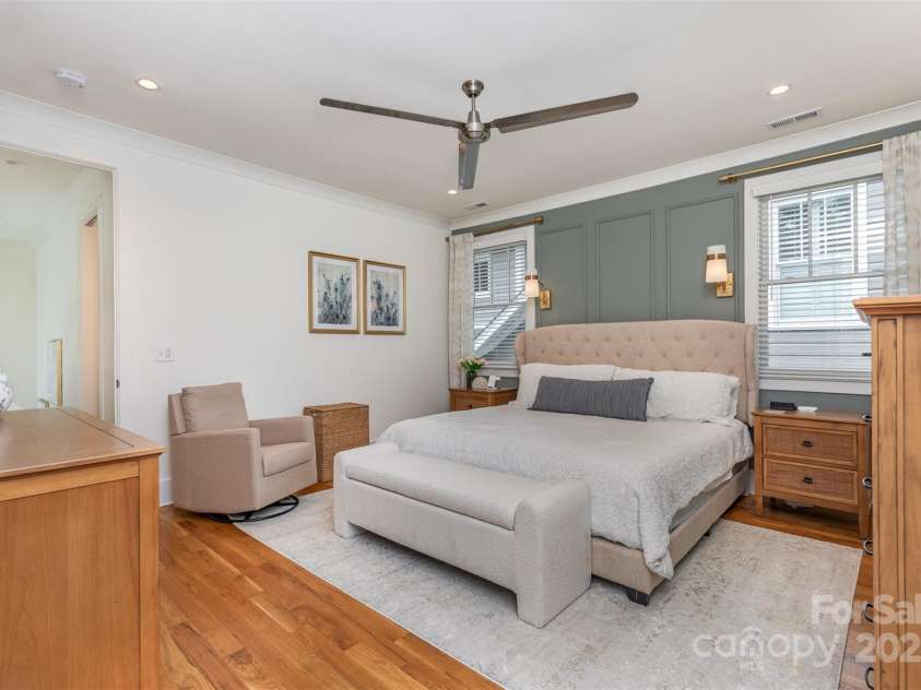1830 Wickford Place, Charlotte, NC 28203.  MLS# CAR4257995, YatesRealty ID 30282. 