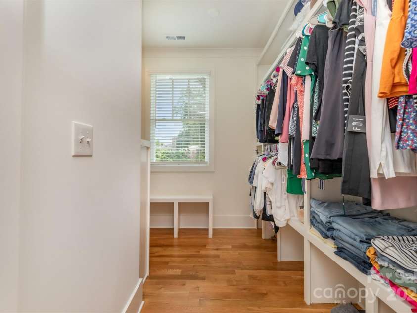 1830 Wickford Place, Charlotte, NC 28203.  MLS# CAR4257995, YatesRealty ID 30282. 
