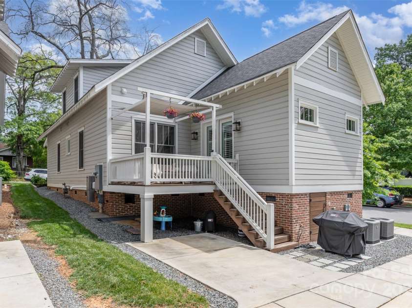 1830 Wickford Place, Charlotte, NC 28203.  MLS# CAR4257995, YatesRealty ID 30282. 