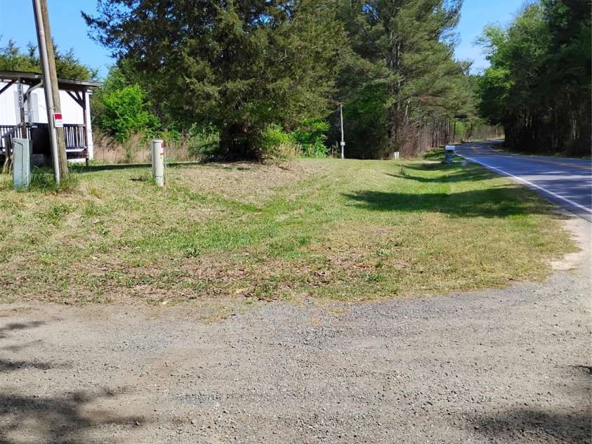 2900 Irish Potato Road, Concord, NC 28025.  MLS# CAR4386916, YatesRealty ID 30283. 