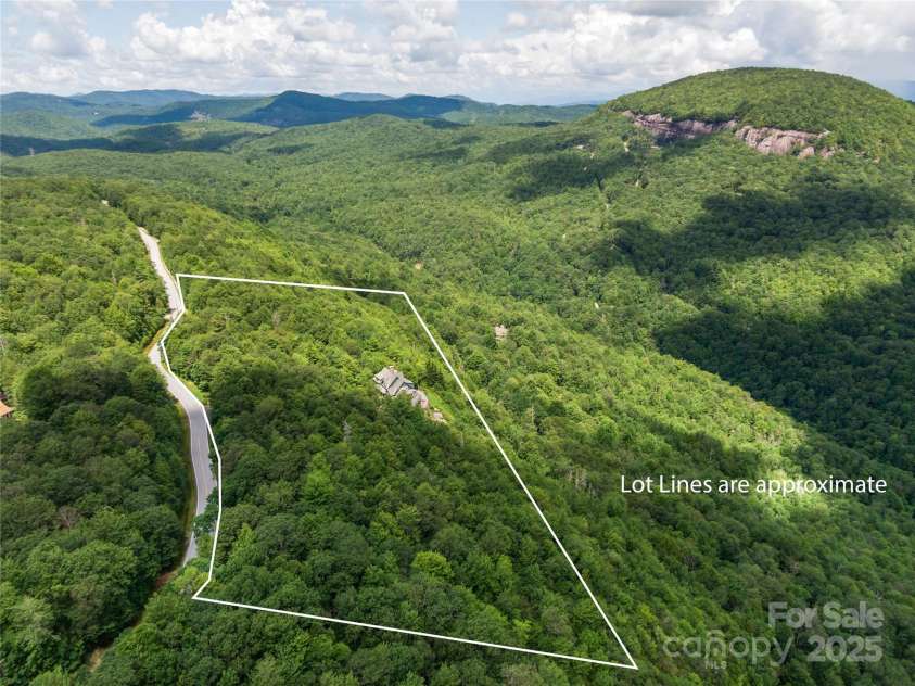 770 Meadow Ridge Drive, Lake Toxaway, NC 28747.  MLS# CAR4287231, YatesRealty ID 30283. 