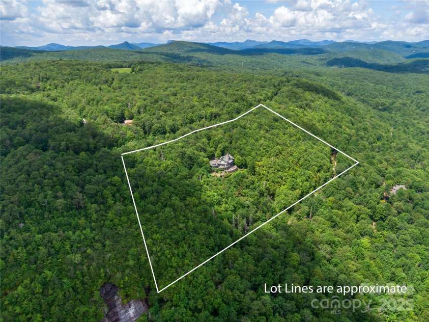 770 Meadow Ridge Drive, Lake Toxaway, NC 28747.  MLS# CAR4287231, YatesRealty ID 30283. 