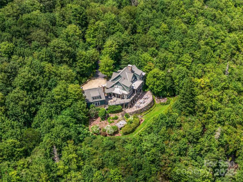 770 Meadow Ridge Drive, Lake Toxaway, NC 28747.  MLS# CAR4287231, YatesRealty ID 30283. 