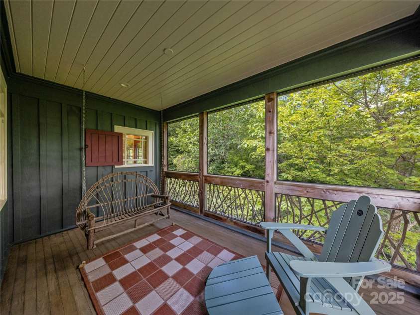 770 Meadow Ridge Drive, Lake Toxaway, NC 28747.  MLS# CAR4287231, YatesRealty ID 30283. 
