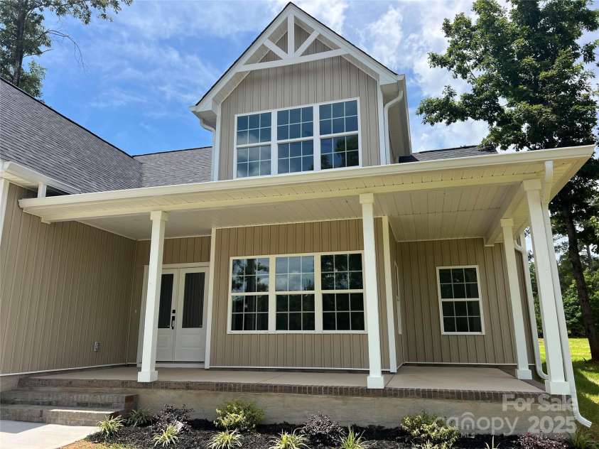 1014 ONeil Drive, Monroe, NC 28112.  MLS# CAR4282739, YatesRealty ID 30284. 