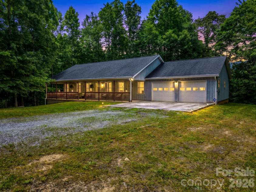 144 Old Homeplace Lane, Mills River, NC 28759.  MLS# CAR4361682, YatesRealty ID 30284. 