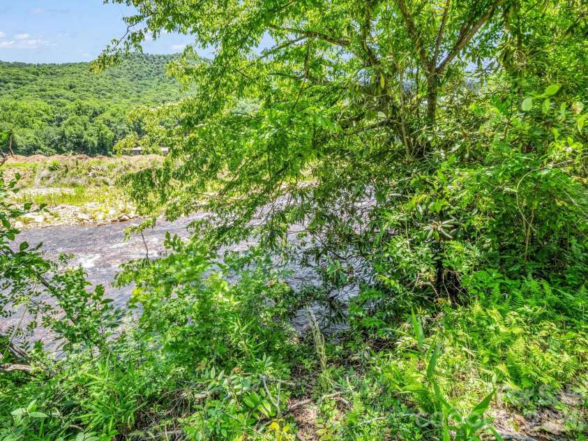 144 Old Homeplace Lane, Mills River, NC 28759.  MLS# CAR4361682, YatesRealty ID 30284. 