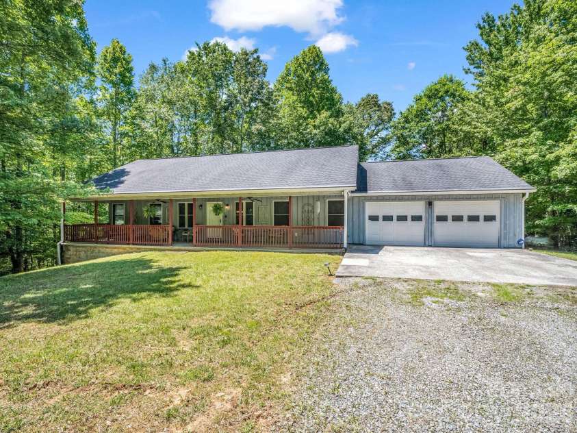 144 Old Homeplace Lane, Mills River, NC 28759.  MLS# CAR4361682, YatesRealty ID 30284. 