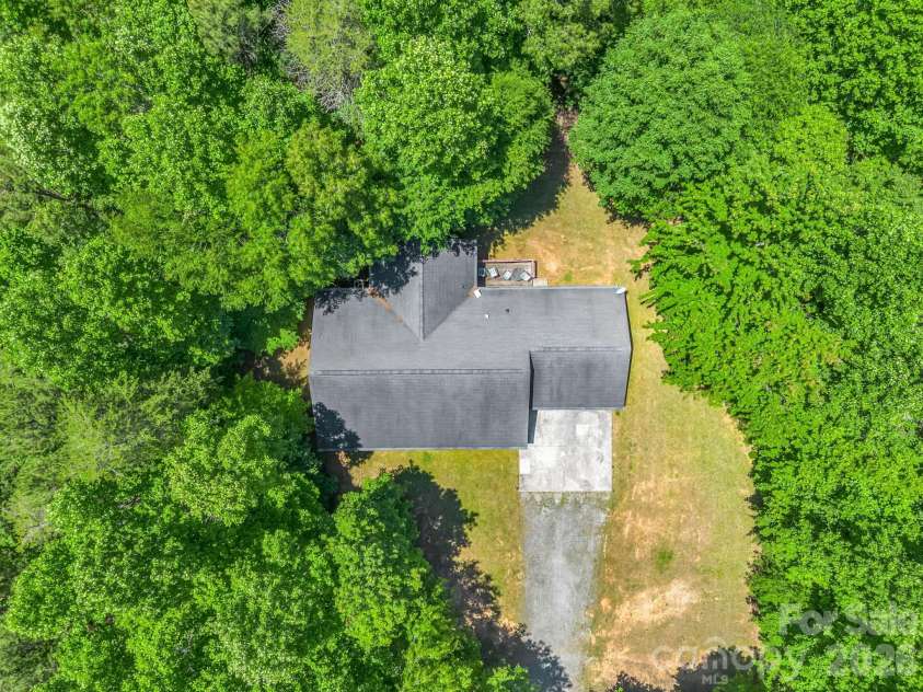 144 Old Homeplace Lane, Mills River, NC 28759.  MLS# CAR4361682, YatesRealty ID 30284. 