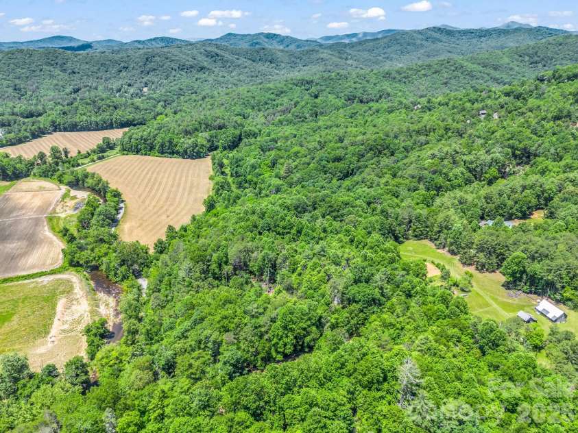 144 Old Homeplace Lane, Mills River, NC 28759.  MLS# CAR4361682, YatesRealty ID 30284. 
