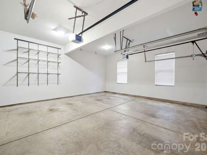 2937 Shady Reach Lane, Charlotte, NC 28214.  MLS# CAR4391581, YatesRealty ID 30285. Garage with Built In Shelves