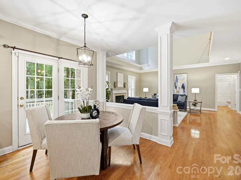 2937 Shady Reach Lane, Charlotte, NC 28214.  MLS# CAR4391581, YatesRealty ID 30285. Open Floor Plan