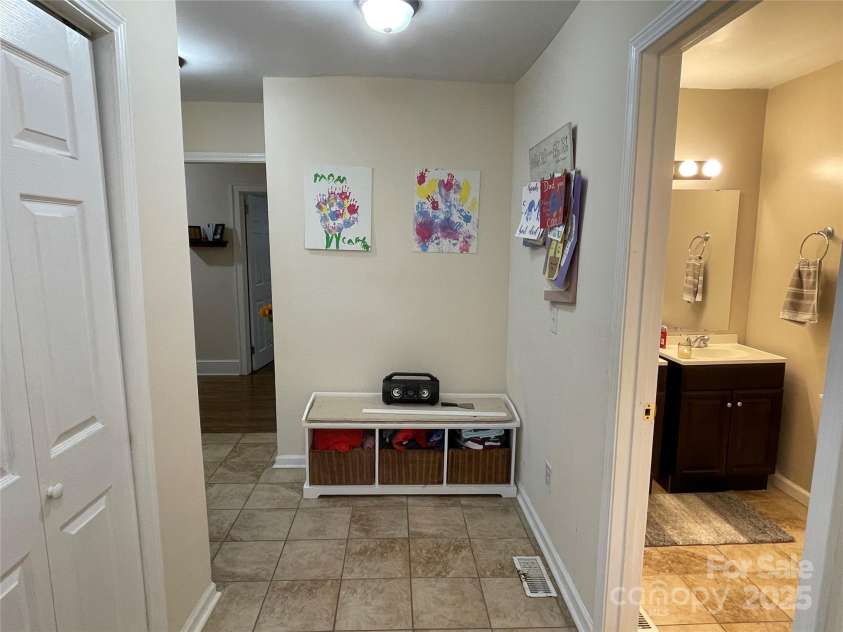 517 Stowe Drive, Lowell, NC 28098.  MLS# CAR4279841, YatesRealty ID 30285. 