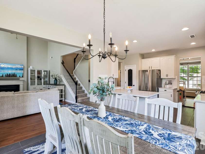 13713 Delstone Drive, Huntersville, NC 28078.  MLS# CAR4386022, YatesRealty ID 30286. 