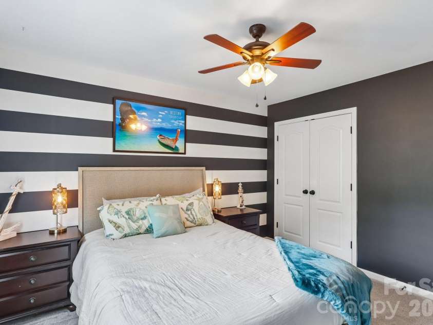 13713 Delstone Drive, Huntersville, NC 28078.  MLS# CAR4386022, YatesRealty ID 30286. 