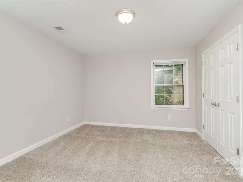 14027 Hackamore Drive, Matthews, NC 28105.  MLS# CAR4265300, YatesRealty ID 30286. 