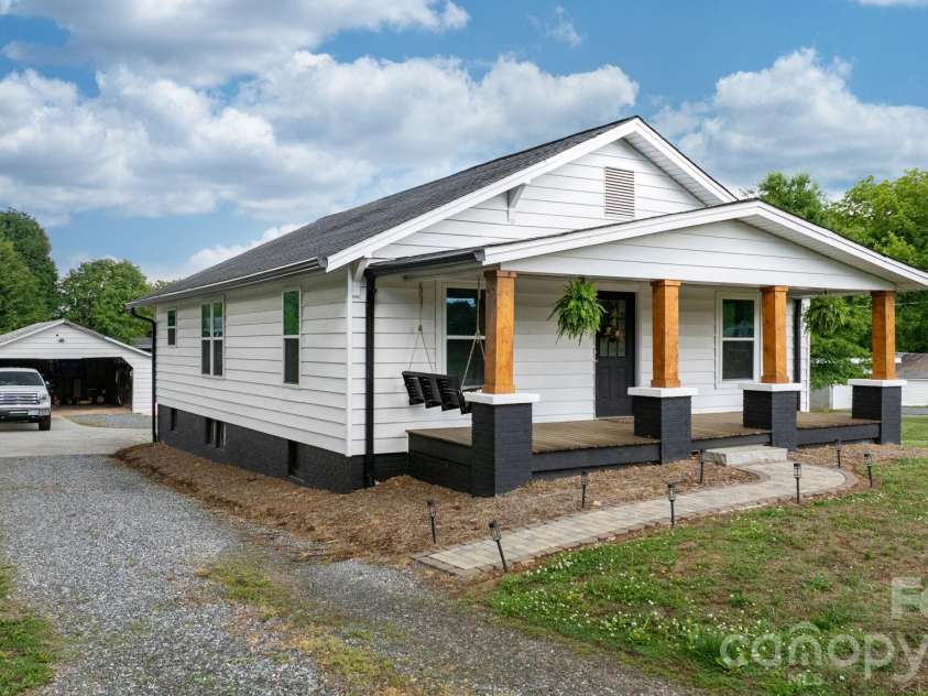 3941 Springs Road, Conover, NC 28613.  MLS# CAR4379185, YatesRealty ID 30288. 