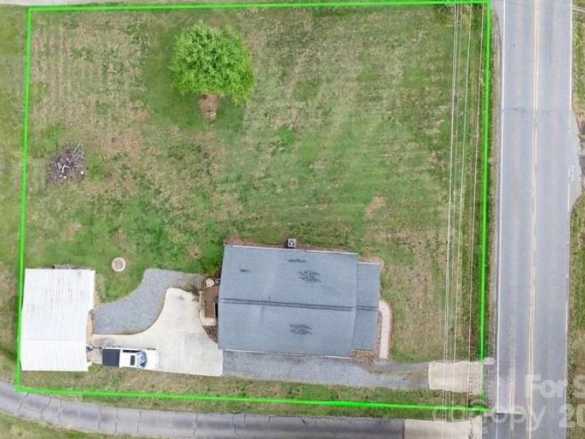3941 Springs Road, Conover, NC 28613.  MLS# CAR4379185, YatesRealty ID 30288. 