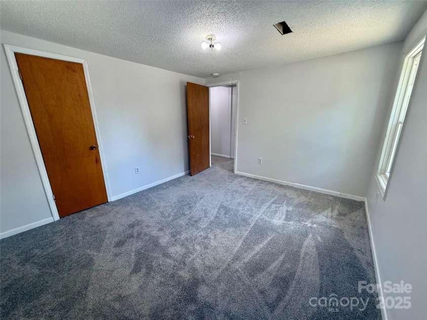 1902 5th Avenue, Gastonia, NC 28052.  MLS# CAR4283317, YatesRealty ID 30289. 