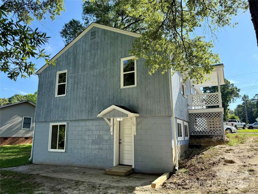 1902 5th Avenue, Gastonia, NC 28052.  MLS# CAR4283317, YatesRealty ID 30289. Lower Level Duplex unit entrance