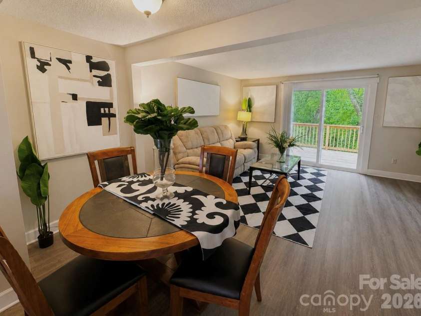 7336 Pebblestone Drive, Charlotte, NC 28212.  MLS# CAR4392243, YatesRealty ID 30289. 