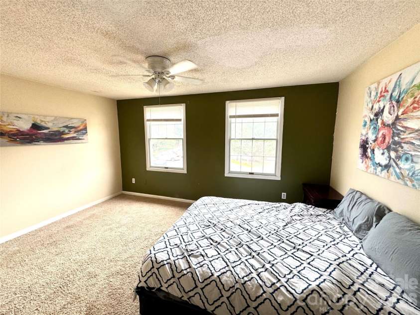 7336 Pebblestone Drive, Charlotte, NC 28212.  MLS# CAR4392243, YatesRealty ID 30289. 