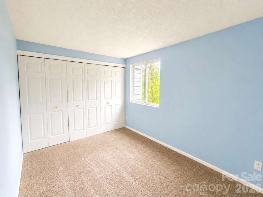 7336 Pebblestone Drive, Charlotte, NC 28212.  MLS# CAR4392243, YatesRealty ID 30289. 
