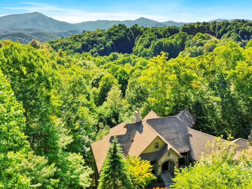 285 Wetherley None, Boone, NC 28607.  MLS# CAR4247849, YatesRealty ID 3029. 