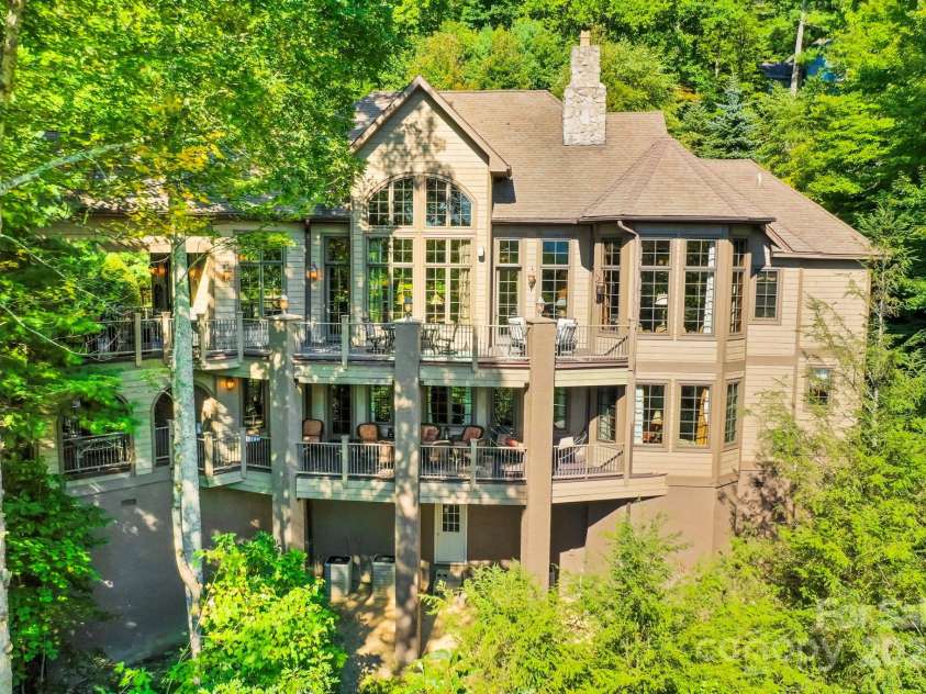 285 Wetherley None, Boone, NC 28607.  MLS# CAR4247849, YatesRealty ID 3029. 