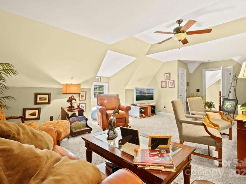 285 Wetherley None, Boone, NC 28607.  MLS# CAR4247849, YatesRealty ID 3029. 