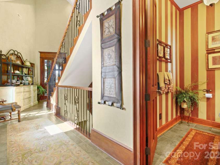 285 Wetherley None, Boone, NC 28607.  MLS# CAR4247849, YatesRealty ID 3029. Main level landing area off Garage