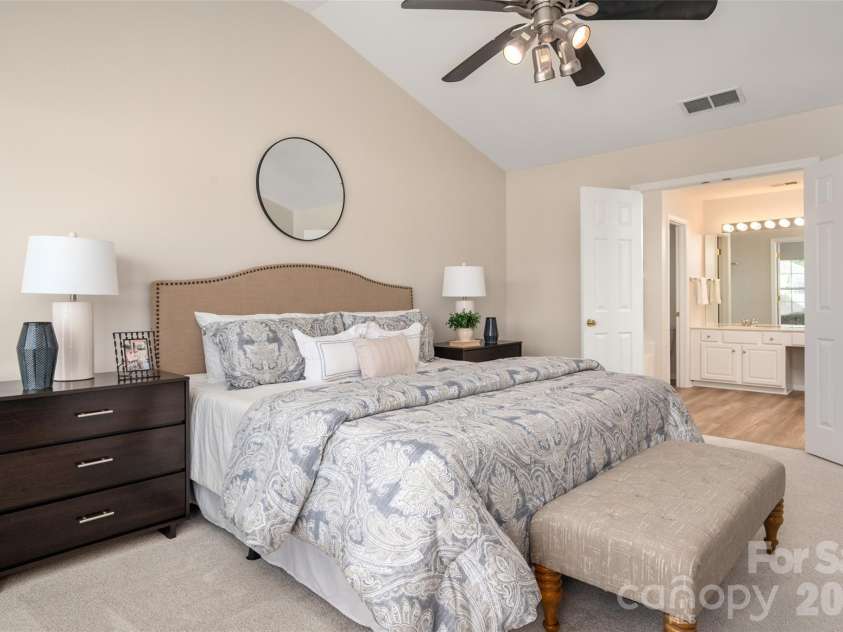 8518 Dennington Grove Lane, Charlotte, NC 28277.  MLS# CAR4390717, YatesRealty ID 30291. 