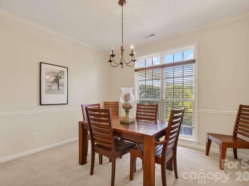 268 Farm Valley Road, Fletcher, NC 28732.  MLS# CAR4391381, YatesRealty ID 30294. Dining Room