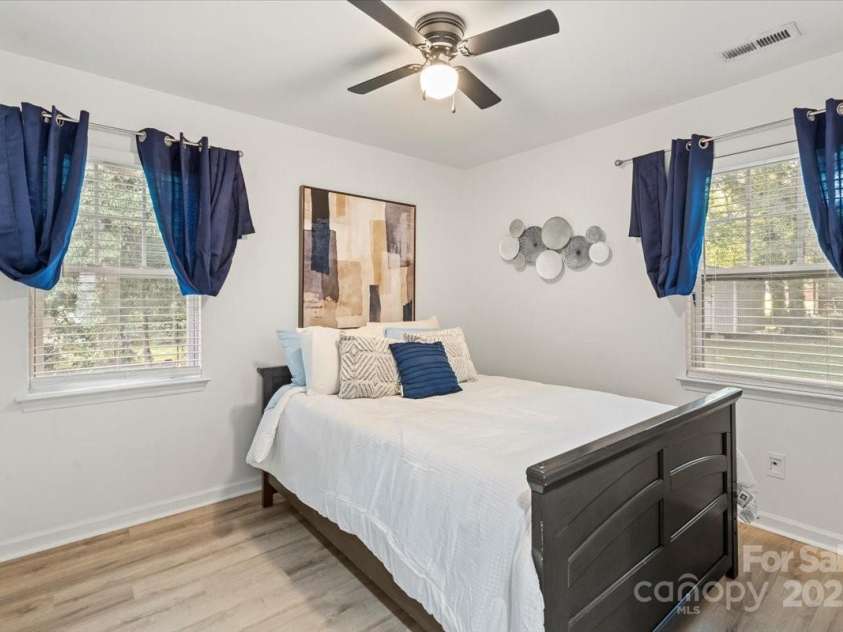 308 Ramona Street, Charlotte, NC 28208.  MLS# CAR4287288, YatesRealty ID 30294. 