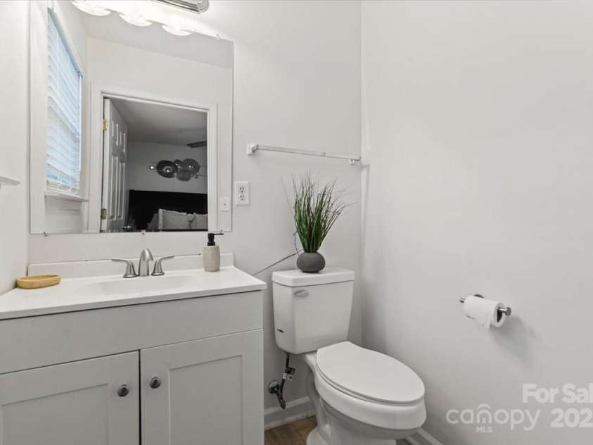 308 Ramona Street, Charlotte, NC 28208.  MLS# CAR4287288, YatesRealty ID 30294. 