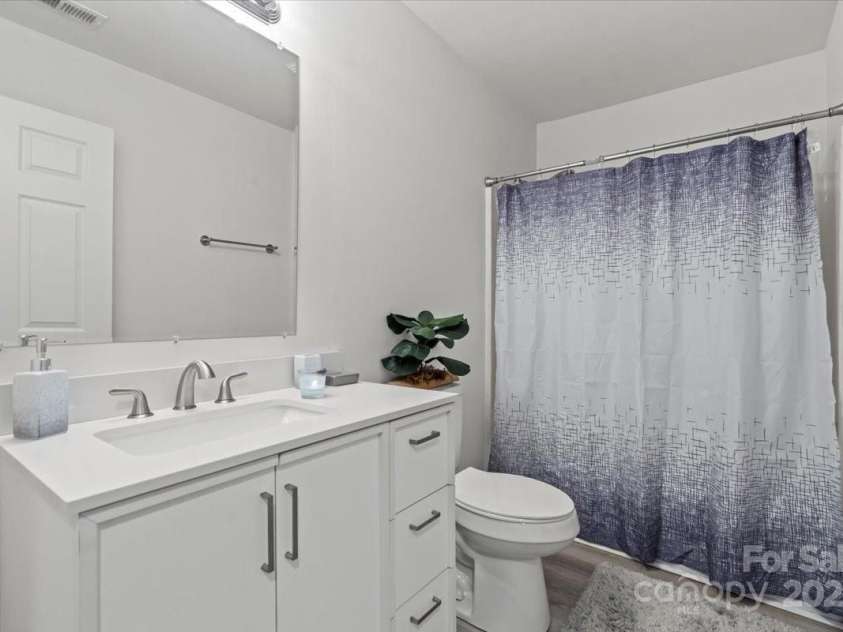 308 Ramona Street, Charlotte, NC 28208.  MLS# CAR4287288, YatesRealty ID 30294. 