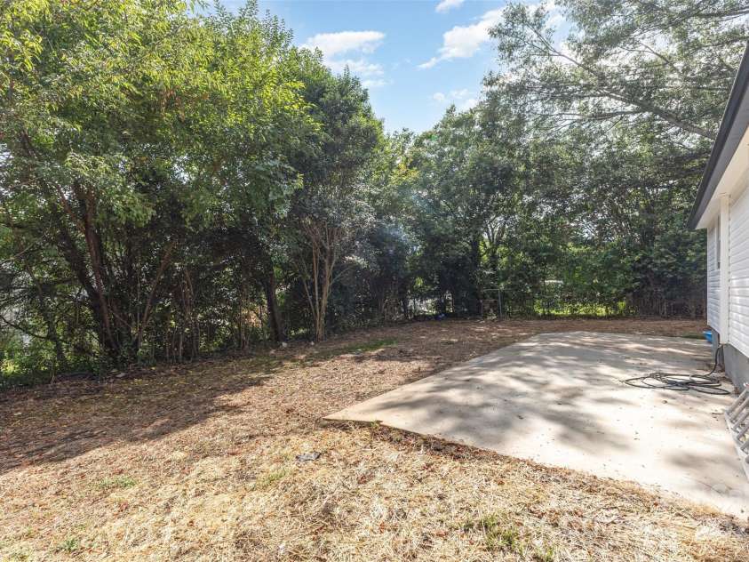 25 Bennett Drive, Kings Mountain, NC 28086.  MLS# CAR4286296, YatesRealty ID 30295. 