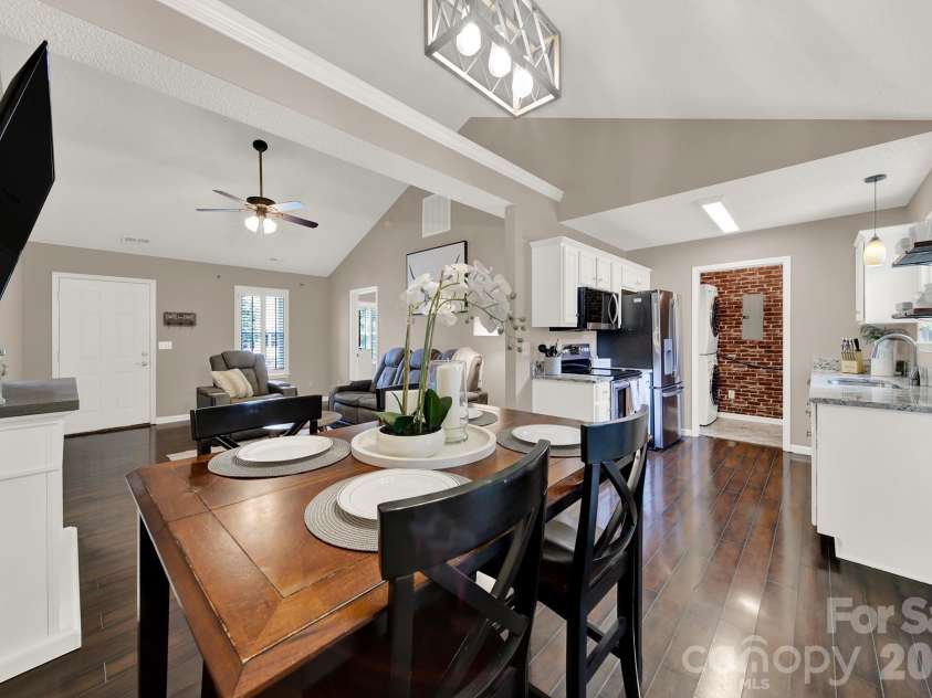 4133 Thomas Sam Drive, Rock Hill, SC 29732.  MLS# CAR4389767, YatesRealty ID 30296. 