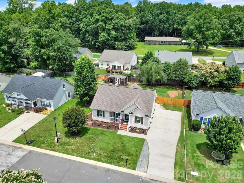 4133 Thomas Sam Drive, Rock Hill, SC 29732.  MLS# CAR4389767, YatesRealty ID 30296. 