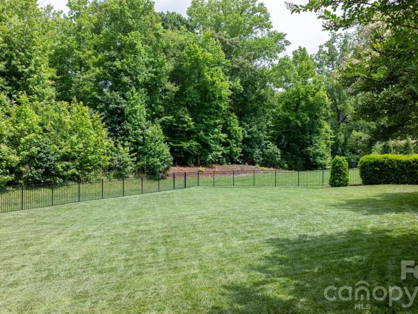 1013 Torrens Drive, Wesley Chapel, NC 28110.  MLS# CAR4374367, YatesRealty ID 30297. 