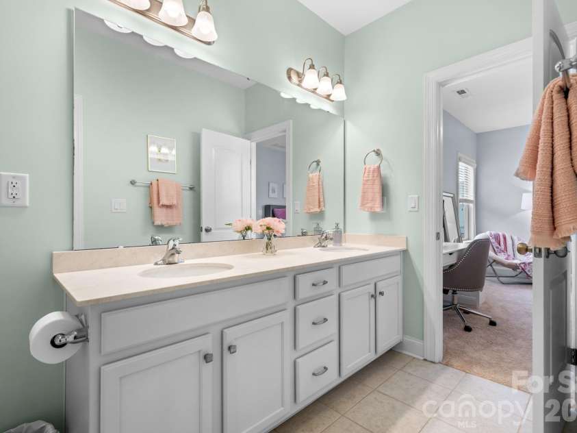 1013 Torrens Drive, Wesley Chapel, NC 28110.  MLS# CAR4374367, YatesRealty ID 30297. 