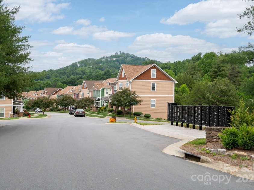 58 Walnut Springs Drive, Asheville, NC 28804.  MLS# CAR4259966, YatesRealty ID 30297. Centralized mail system in neighborhood with mountain views!