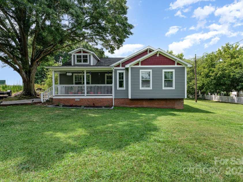 213 Nixon Road, Belmont, NC 28012.  MLS# CAR4285754, YatesRealty ID 30299. 