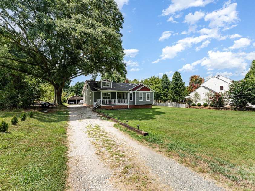 213 Nixon Road, Belmont, NC 28012.  MLS# CAR4285754, YatesRealty ID 30299. 